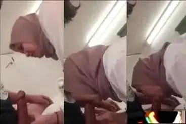 Bokep Indo Istrihat Kerja Malah ke Gudang Belakang poster