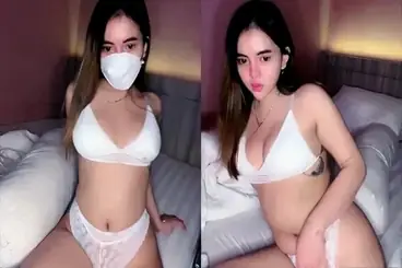 Bokep Indo Ometv Tania ABG SMA Toge Besar poster