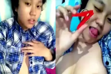 Bokep Jilbab Ukhti Tiktokers Pamer Susu Colmek poster