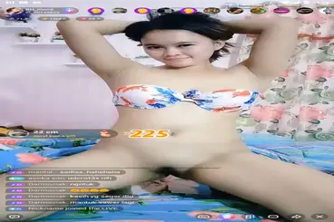 Selebgram Mona Pamer Jurus Jepitan Maut Mematikan poster