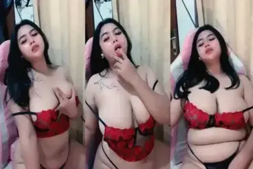 Tobrut Cantik Muncrat Bertubi Saat Colmek poster